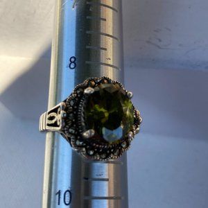 Stunning large CW peridot ring in sterling silver setting